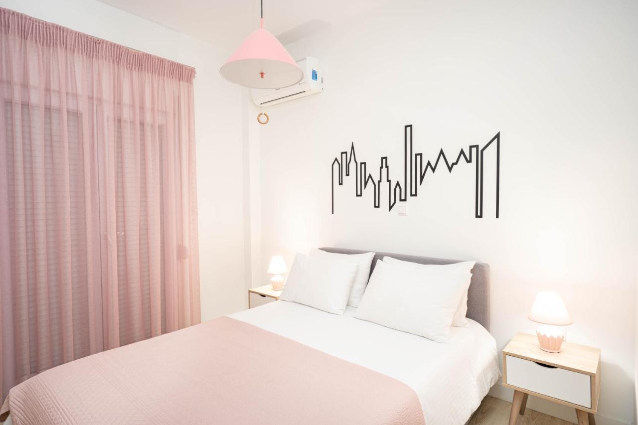 Morum Urban * Atina